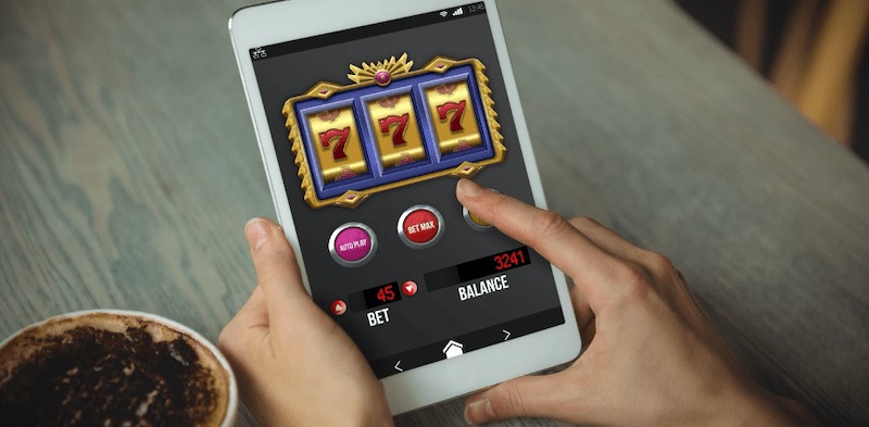 How are winning lines counted in modern online slot&nbsp;games?